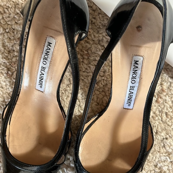 EUC MANOLO BLAHNIK PUMPS - Picture 11 of 12